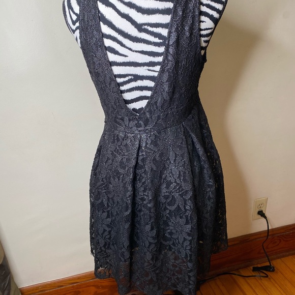 Free People black lace dress V back size 12 - Picture 2 of 6